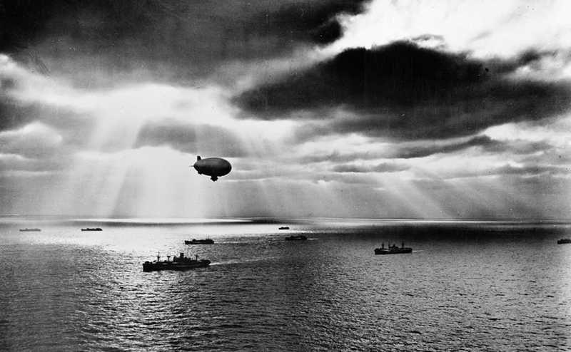 Illustration for article titled The Most Astounding Airships, Dirigibles and Zeppelins in History